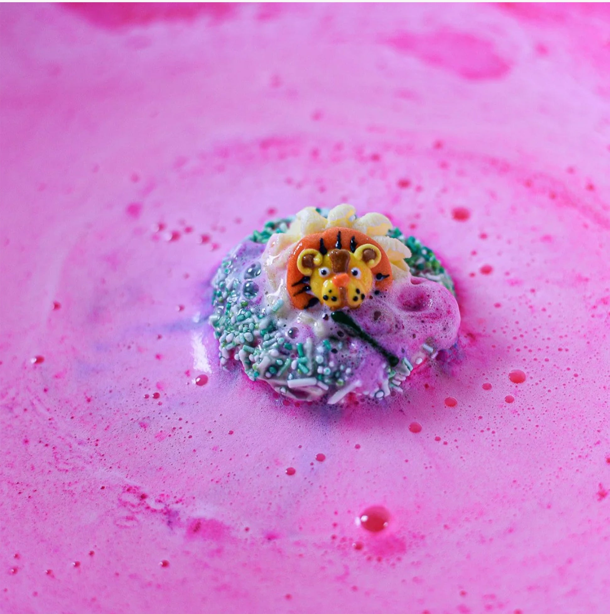 Bomb Cosmetics Going Wild Bath Blaster