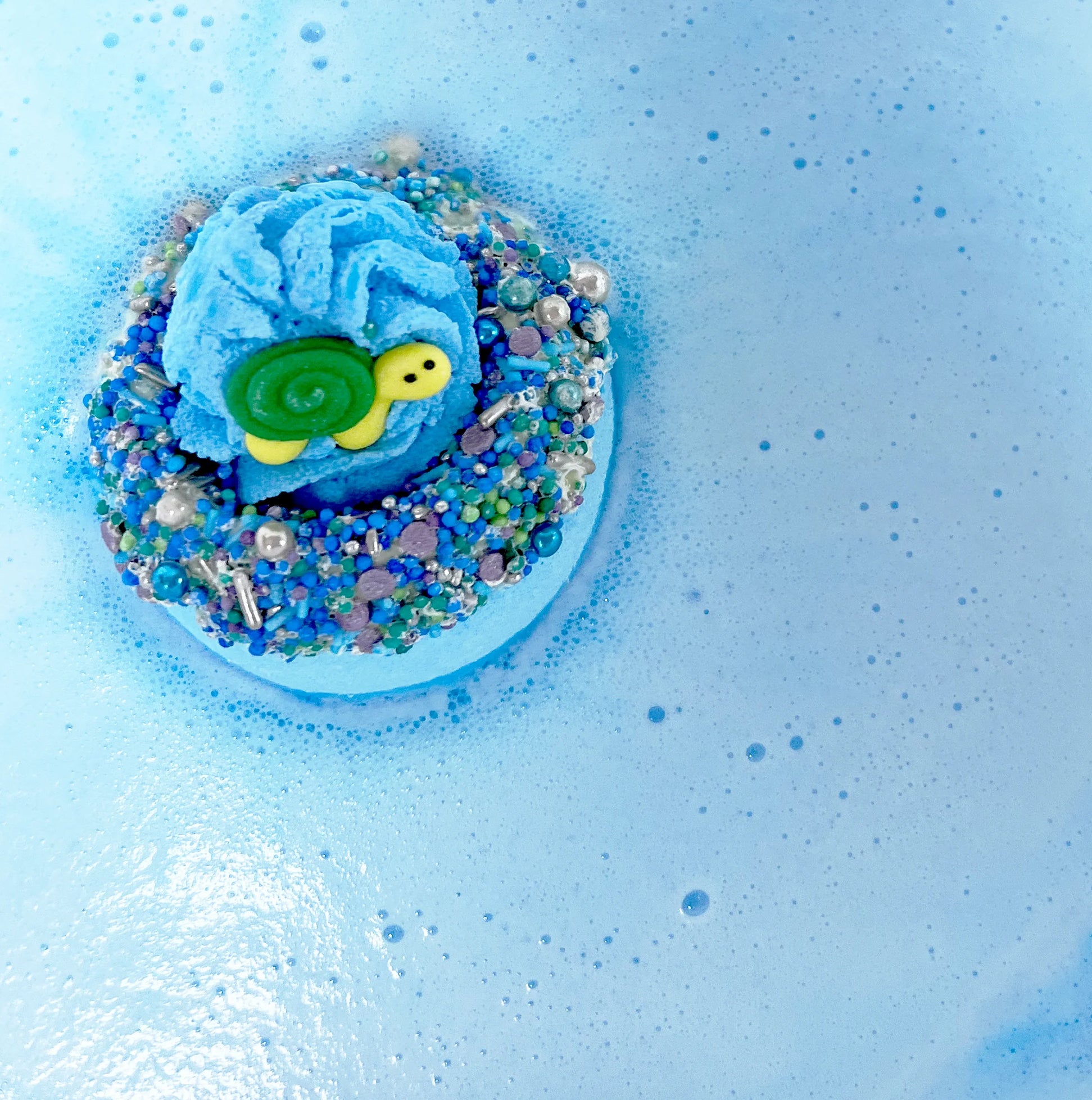 Bomb Cosmetics Turtle Eclipse Of My Heart Bath Blaster