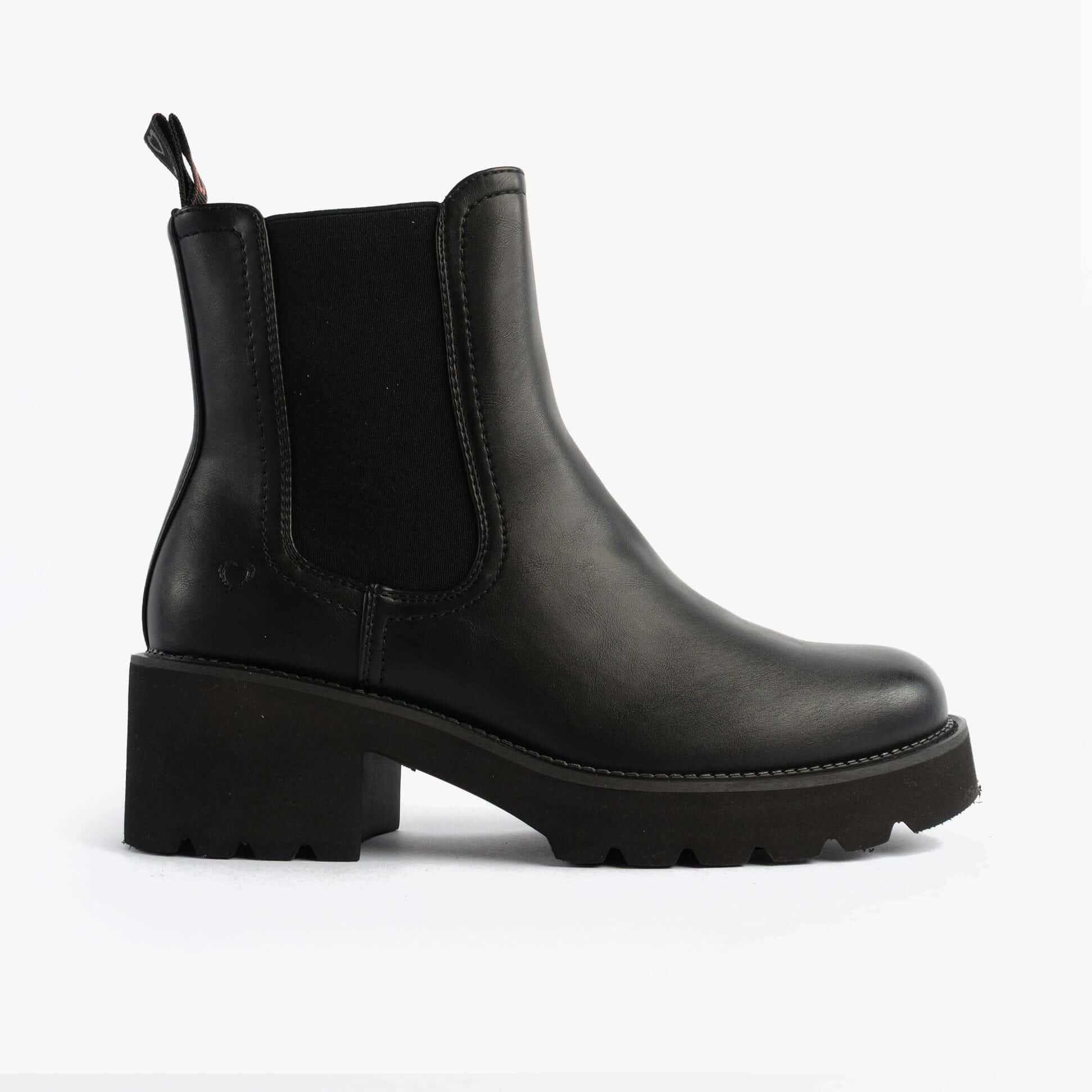 Heavenly Feet HONEYBELLE Womens Chelsea Boots Black