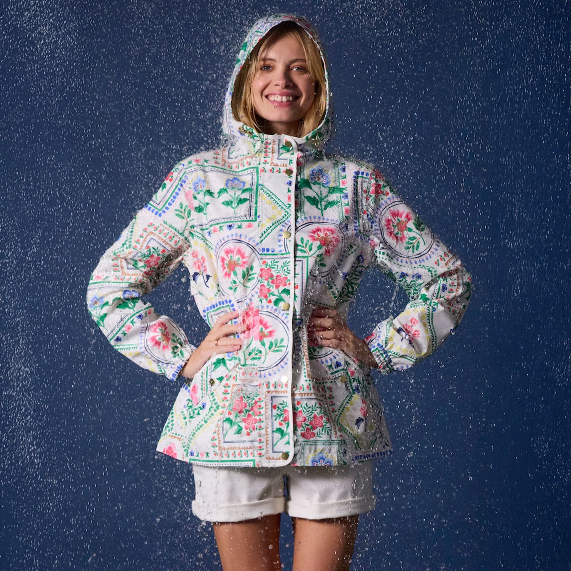 Joules Holt Womens Tile Print Waterproof Packable Raincoat with Hood