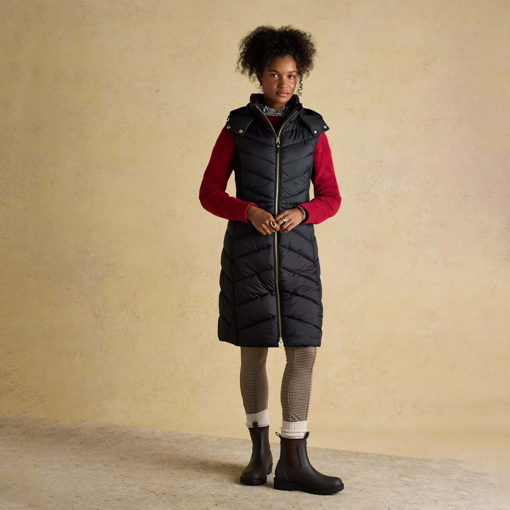Joules PEMBURY Black Longline Showerproof Padded Gilet with Hood Black