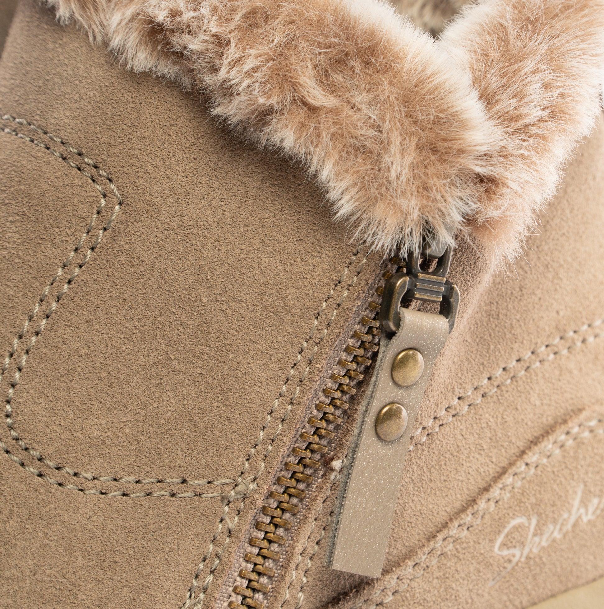 Skechers 167862/TPE EASY GOING - COOL ZIP Womens Boots Taupe