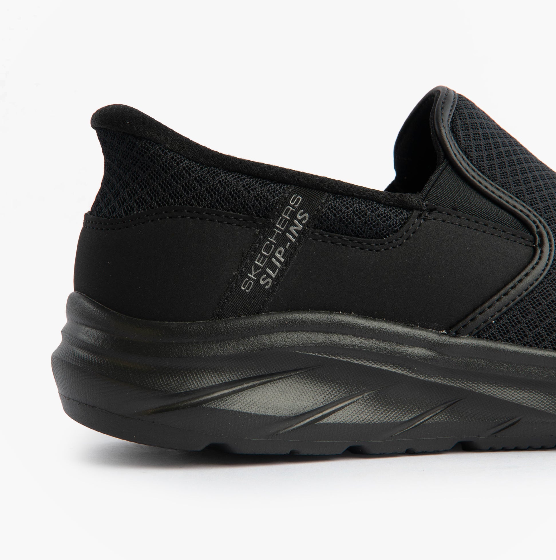 Skechers 233103/BBK EQUALIZER 6.0 - STOAVER Mens Trainers Black