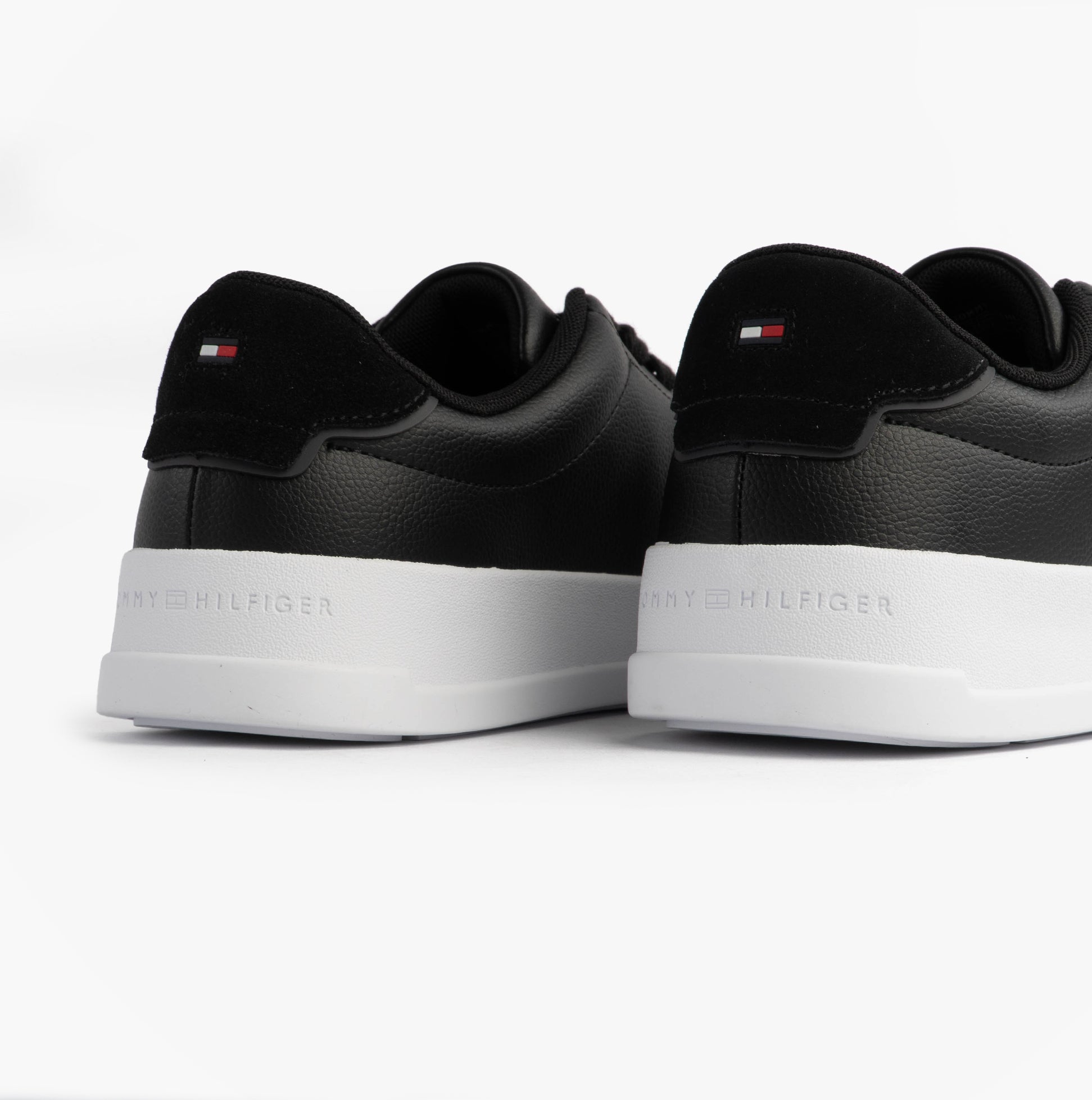 Tommy Hilfiger TH COURT LTH DETAIL Mens Trainers Black
