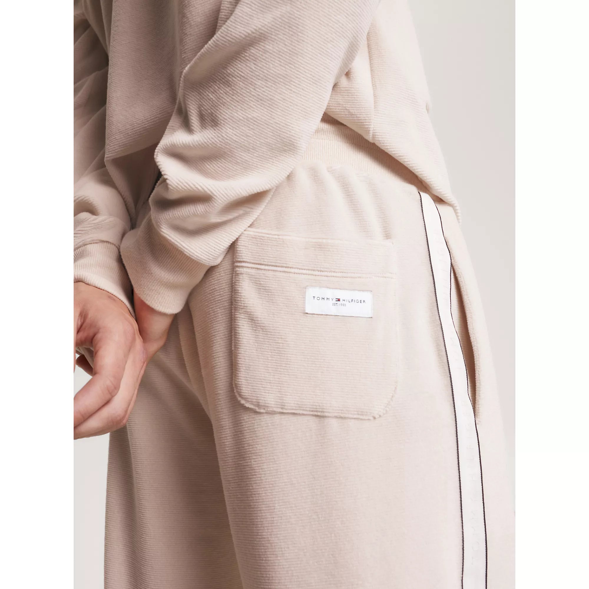 Tommy Hilfiger TH ESTABLISHED Mens Ribbed Velour Lounge Joggers Cashmere Creme