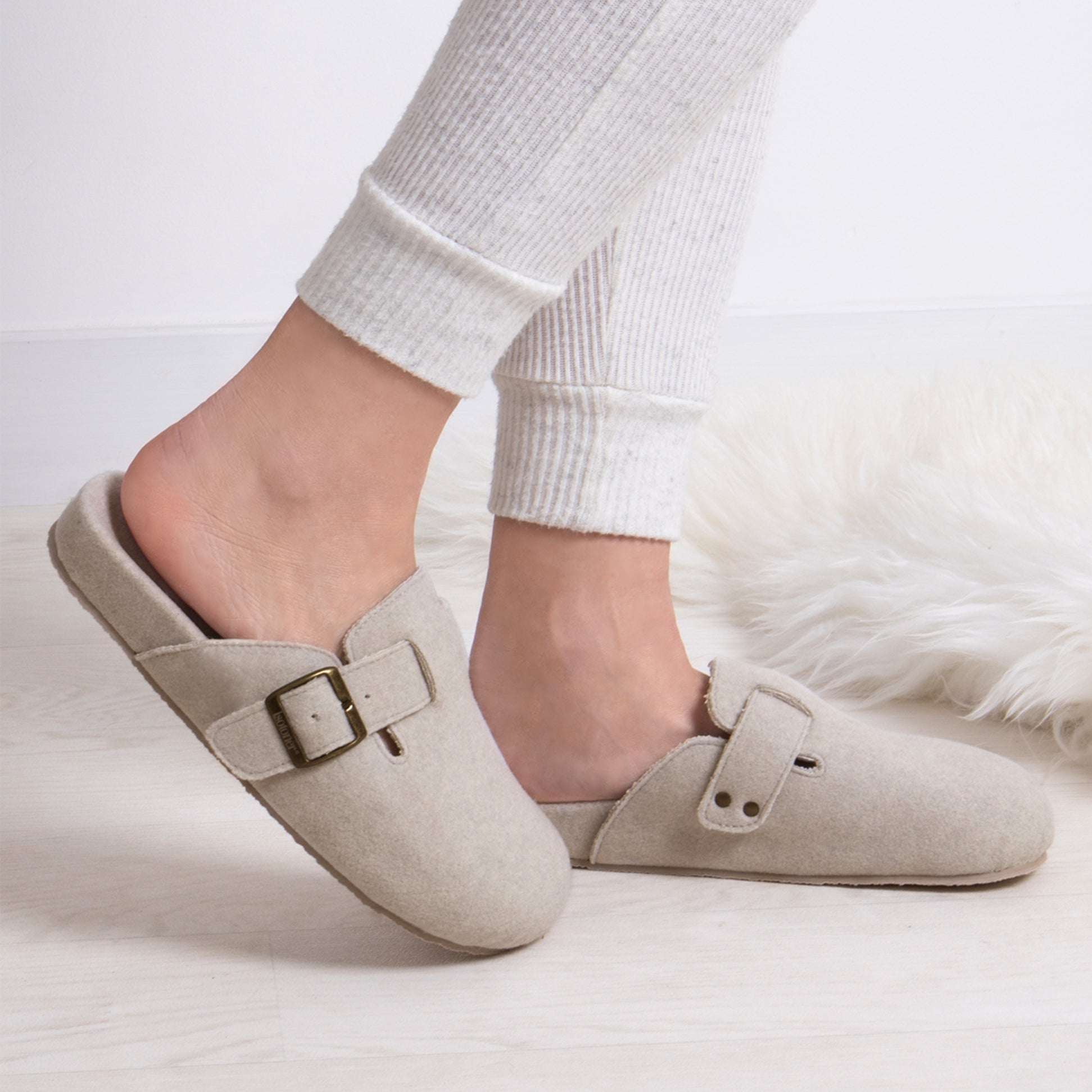 Totes Isotoner FELT CLOG Womens Clog Mule Slippers Oatmeal
