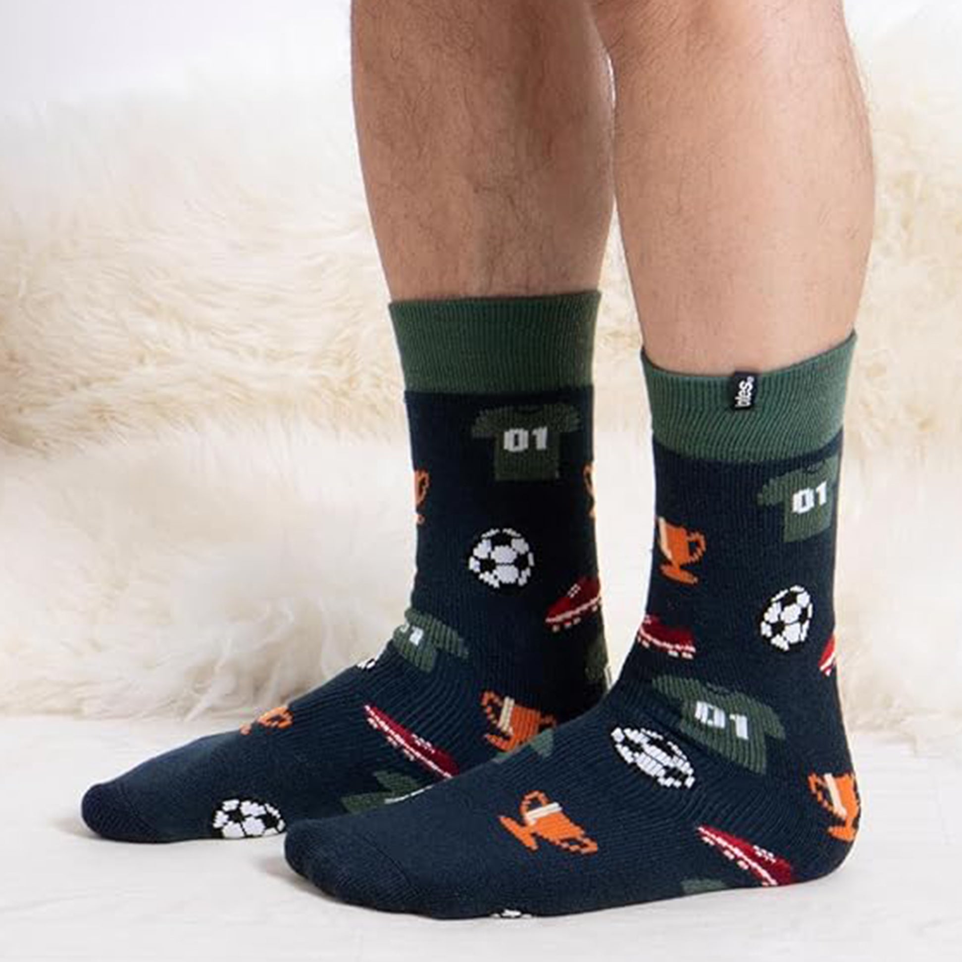 Totes Toasties ORIGINAL SLIPPER SOCKS (TWIN PACK) Mens Socks Football / Stripe
