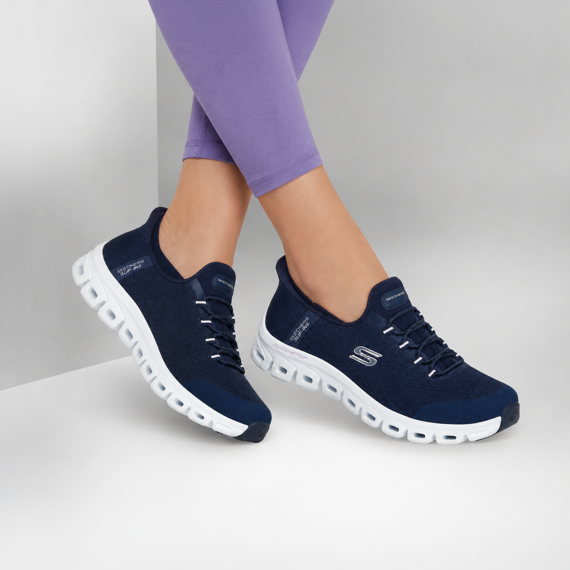 Skechers 104547/NVY GLIDE-STEP - PURSUIT Womens Trainers Navy