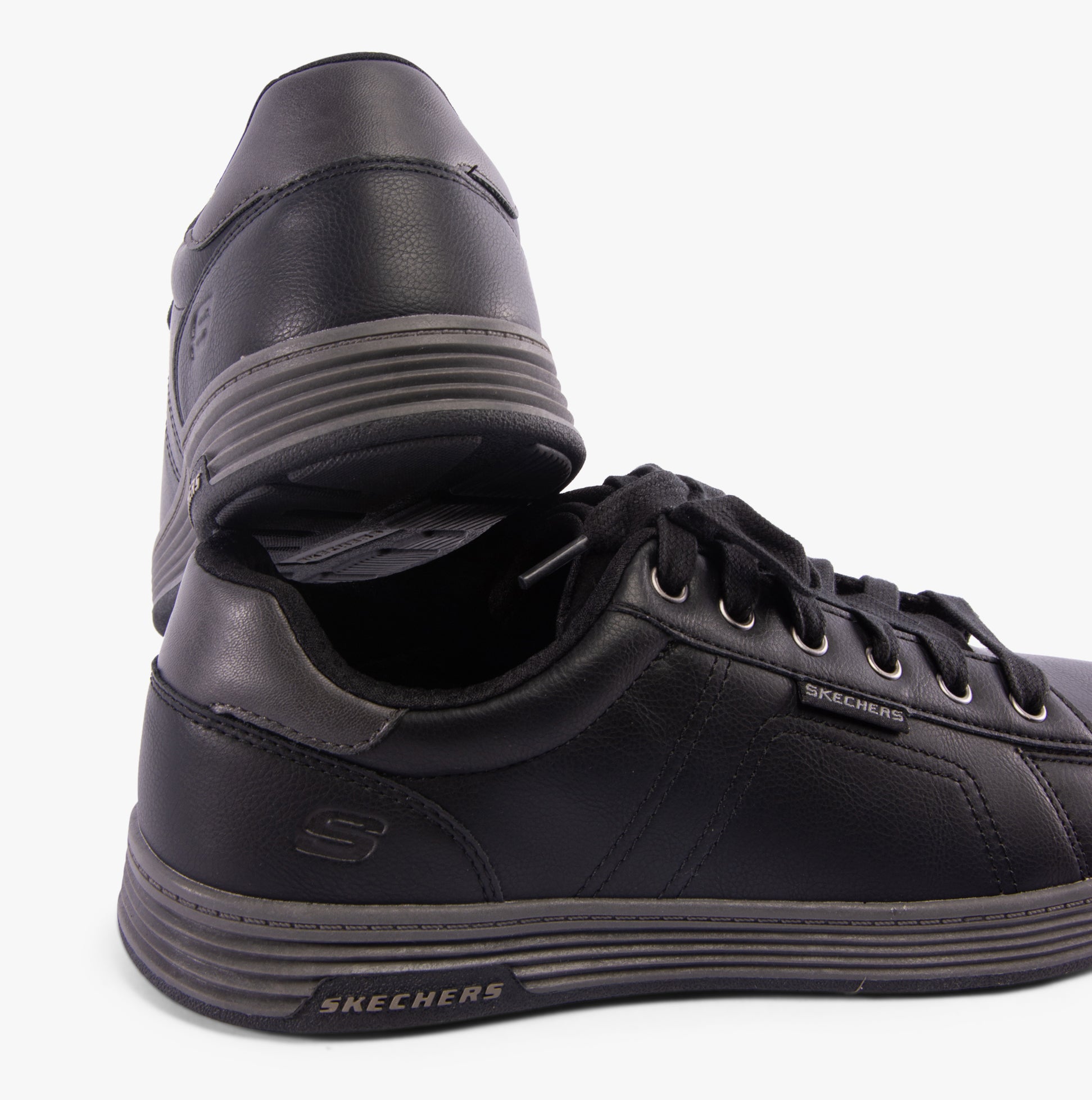 Skechers 210946/BLK CAVELL - HENSLEY Mens Trainers Black