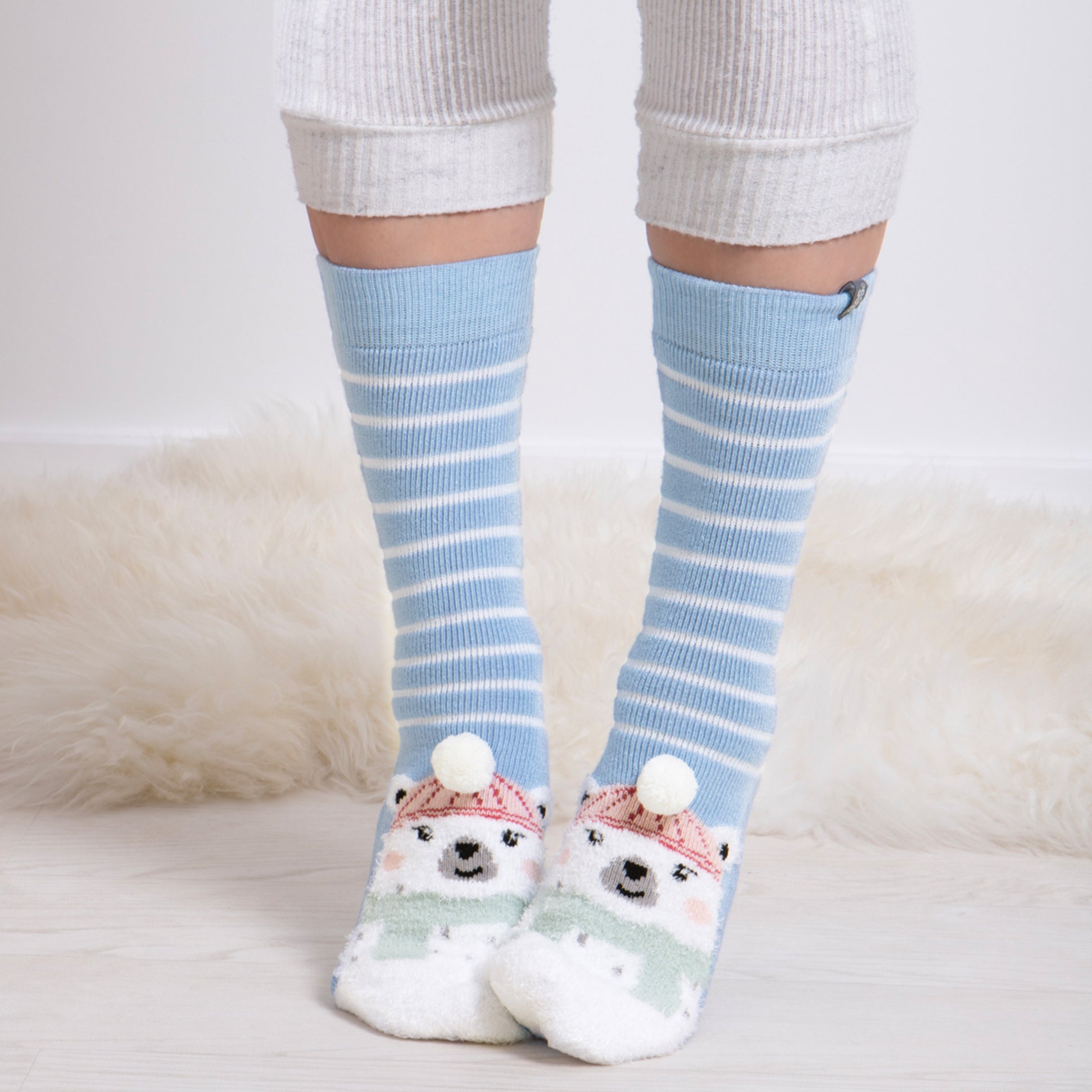 Totes Toasties 3220 SINGLE ORIGINAL SLIPPER SOCKS Womens Slipper Socks Polar Bear