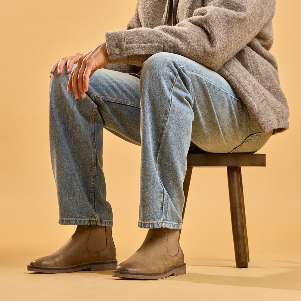 Hush Puppies Shaun Leather Chelsea Boot Mens Chelsea Boots Taupe