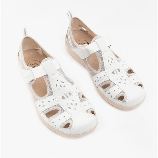 Free Spirit CLEVELAND Womens Casual Shoes White