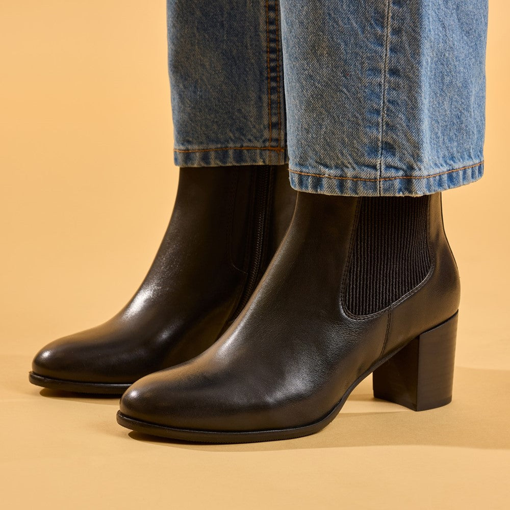 Hush Puppies Camellia Heeled Boot Womens Ankle Boots Black