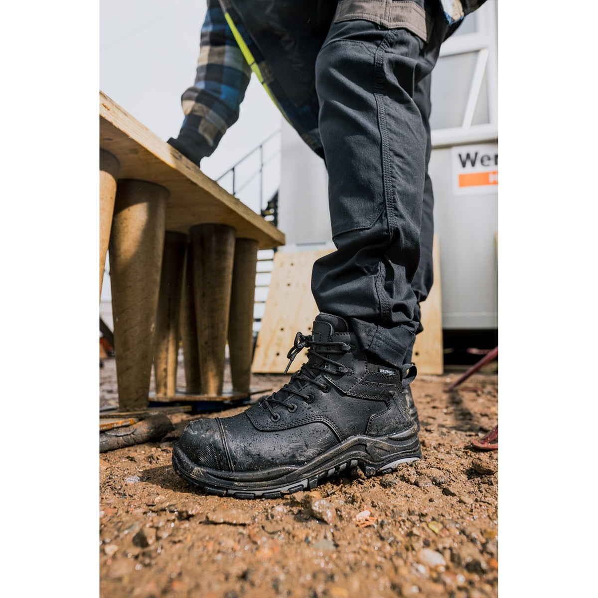 Amblers Safety AS304C Lomond Mens Composite Toe Safety Boots Black