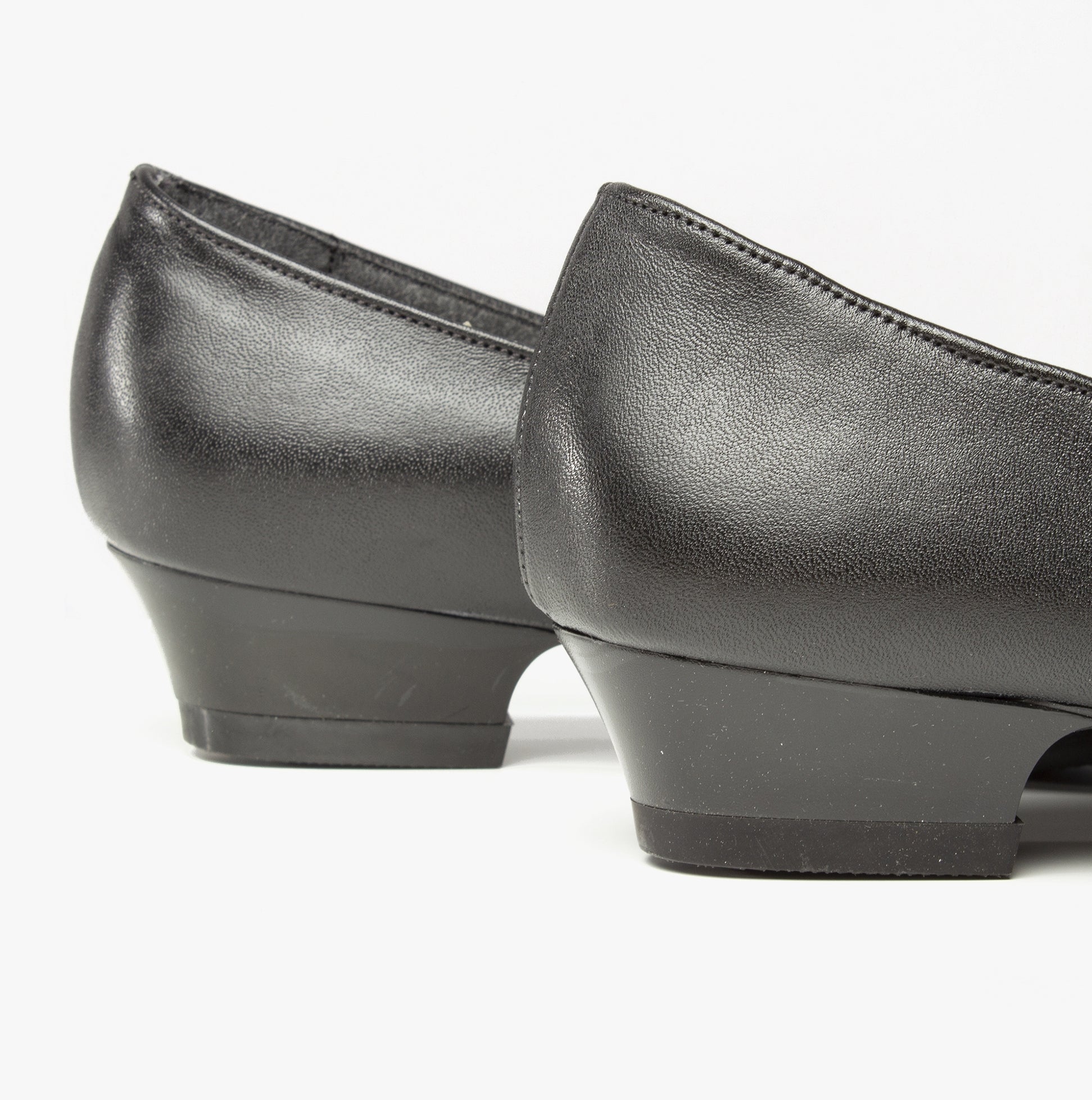 Amblers Safety FS96 Womens Leather Safety Court Shoes Black