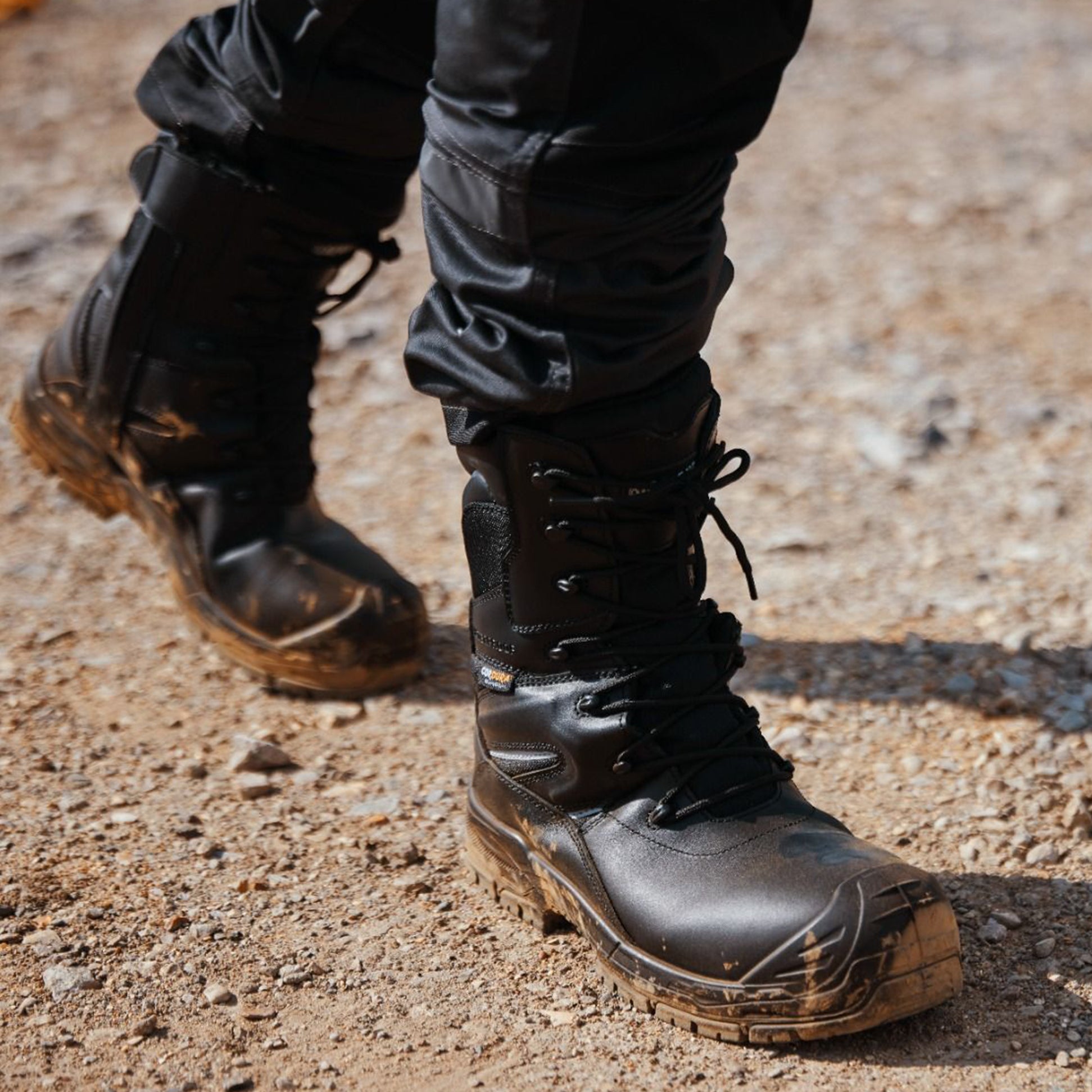 Apache COMBAT Unisex Boots Black
