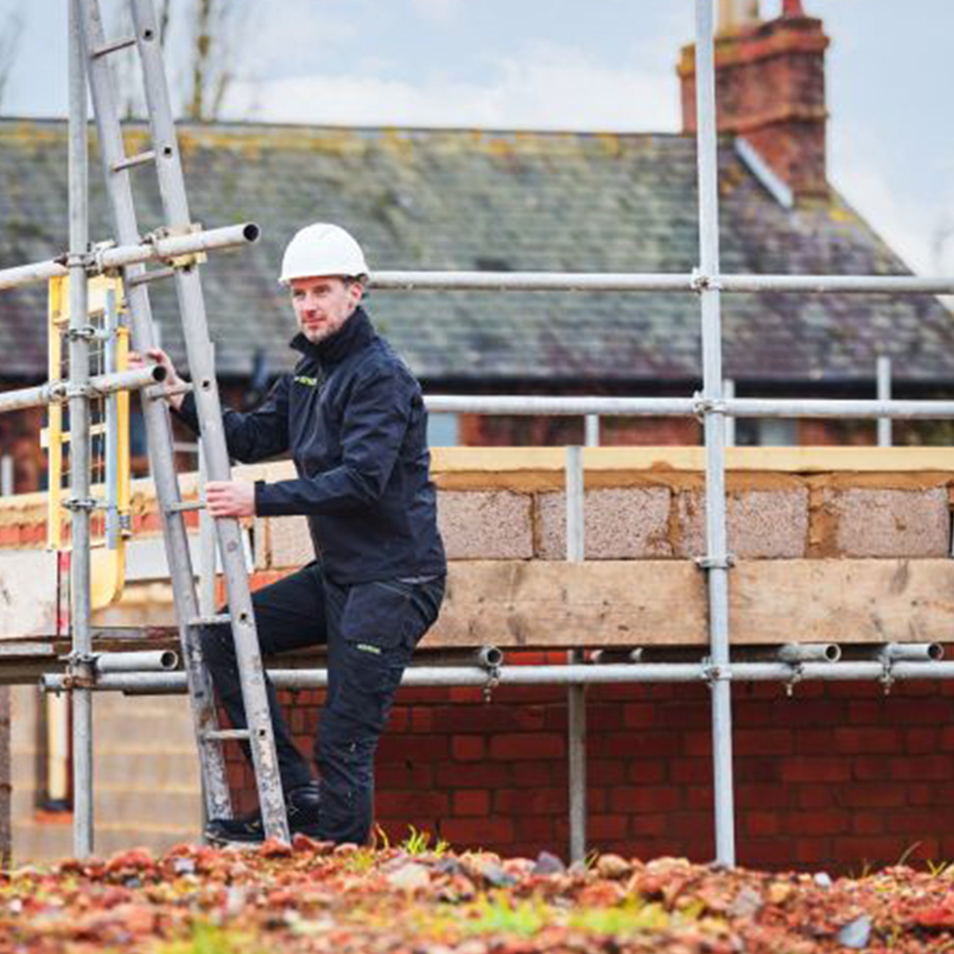 Apache SUDBURY Mens Trousers Black