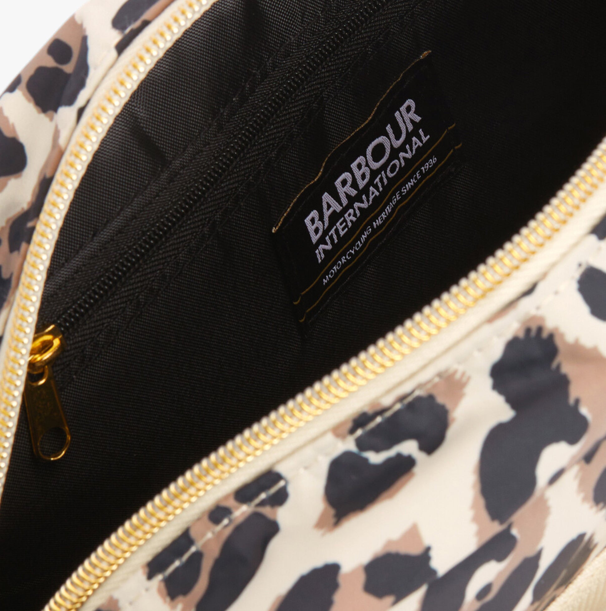 Barbour B.INTL BOULEVARD Womens Crossbody Bag Pearl Jaguar