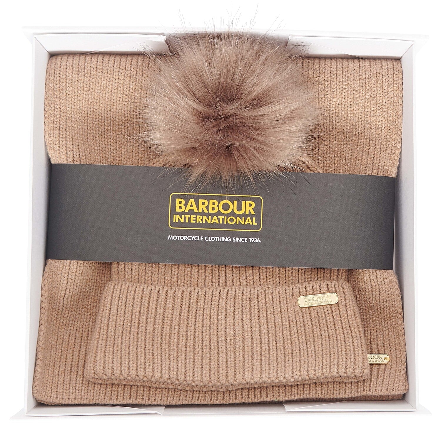 Barbour MALLORY BEANIE AND SCARF Gift Set Womens Light Trench