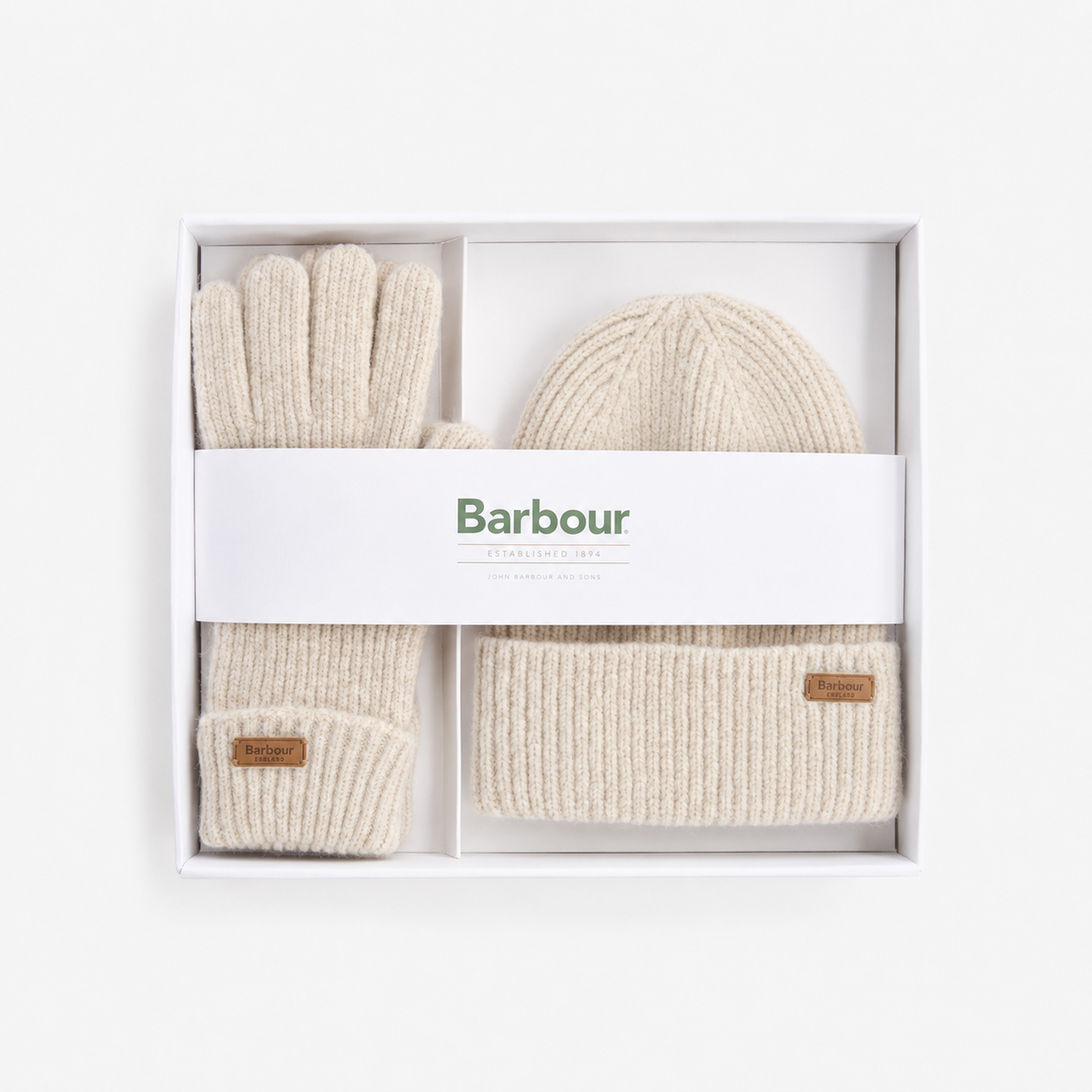 Barbour PENDLE BEANIE & GLOVES GIFT SET Womens Beanie Eggshell