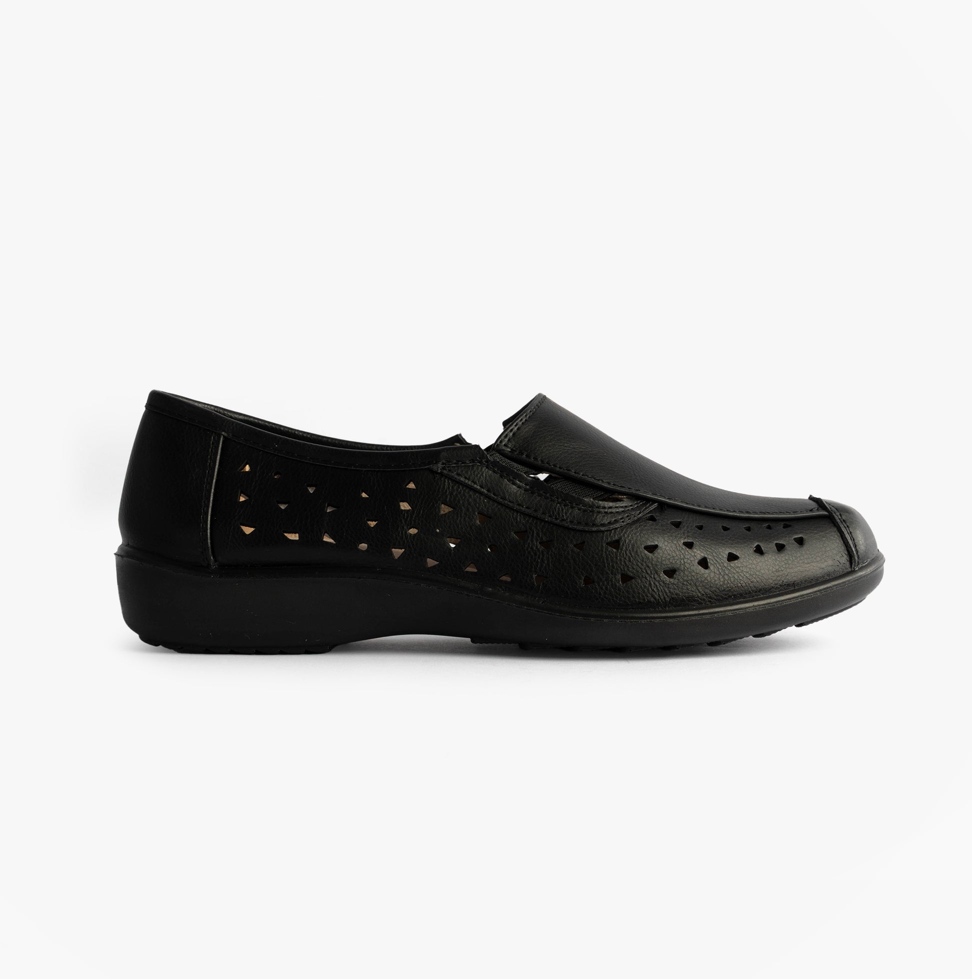 Boulevard MARSHA Womens Cut-Out Slip-On Shoes Black