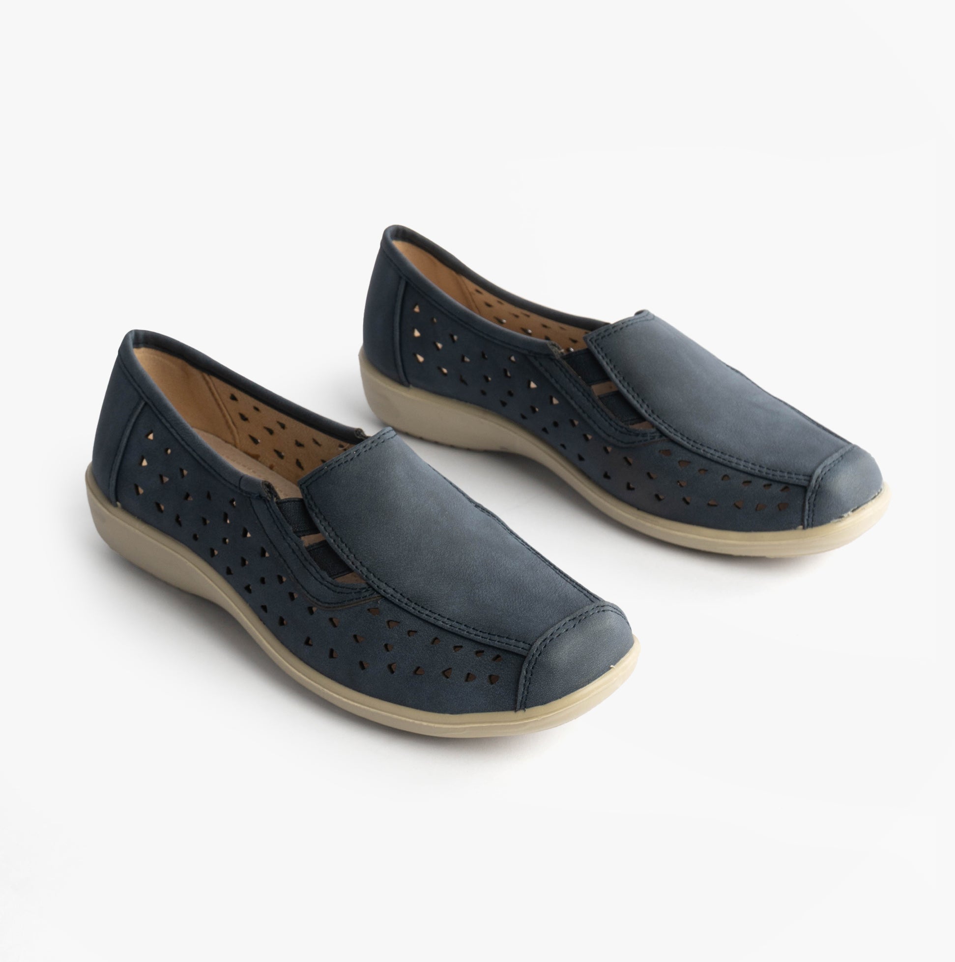 Boulevard MARSHA Womens Cut-Out Slip-On Shoes Navy Blue