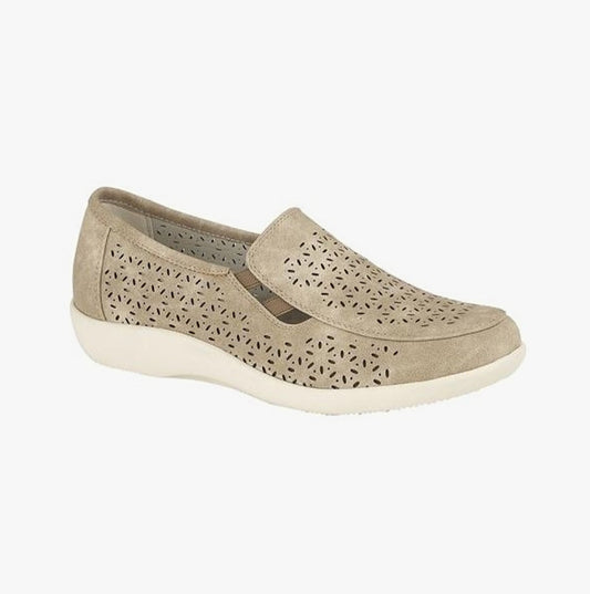 Boulevard RUTH Womens Cut Out Slip On Shoes Stone