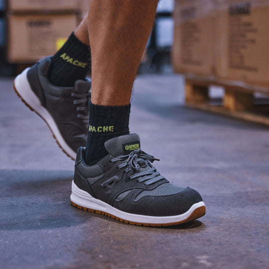 Apache Winnipeg Mens Composite Toe Safety Trainers Charcoal Grey