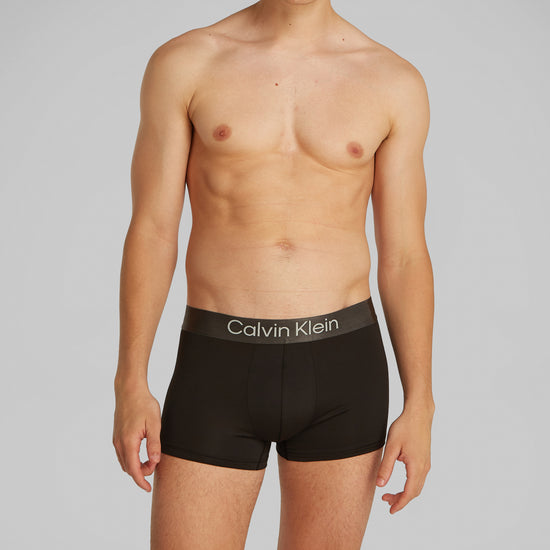 Calvin-Klein_SP2025_VSA_LV00NB4269VSA.jpg