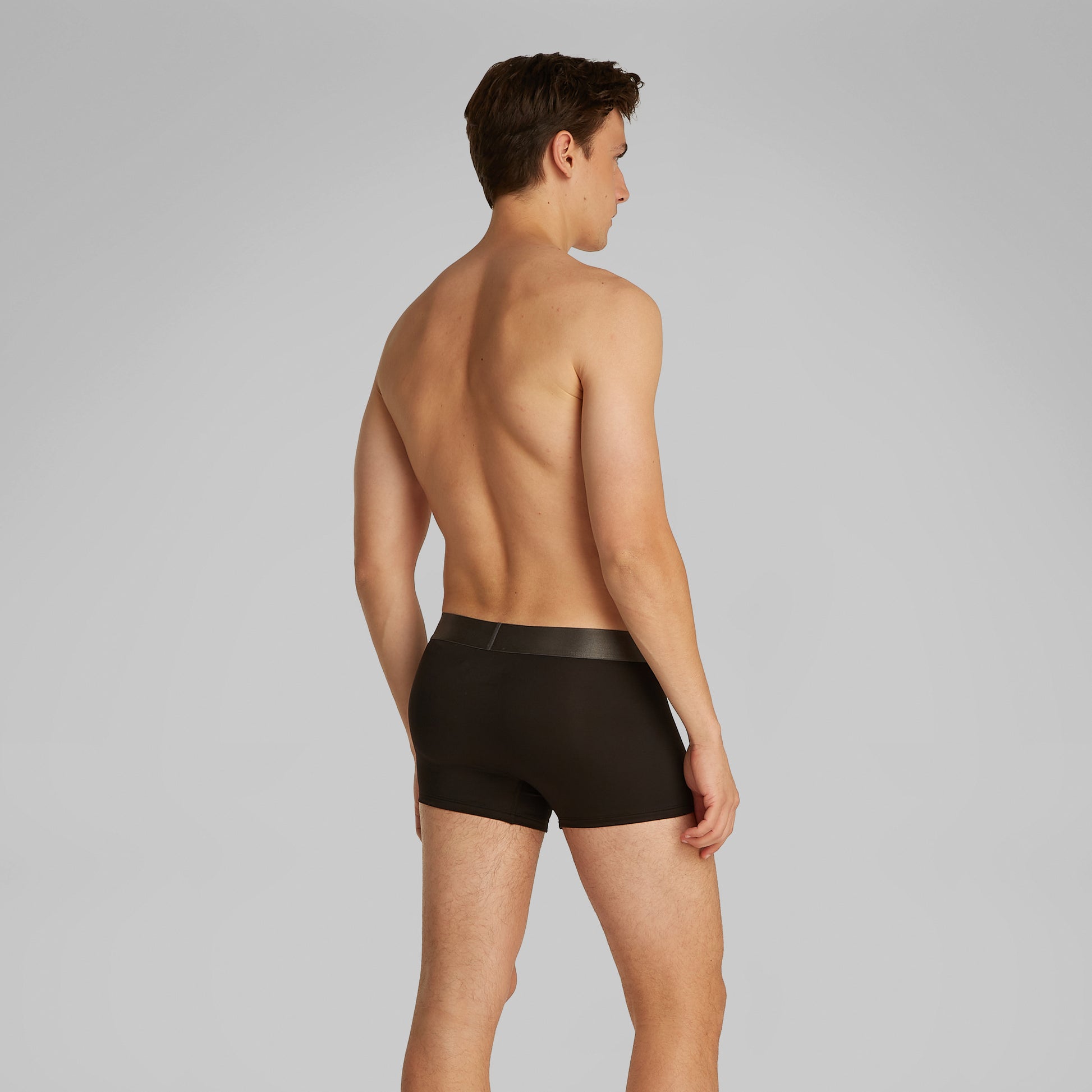 Calvin-Klein_SP2025_VSA_LV00NB4269VSA_3.jpg