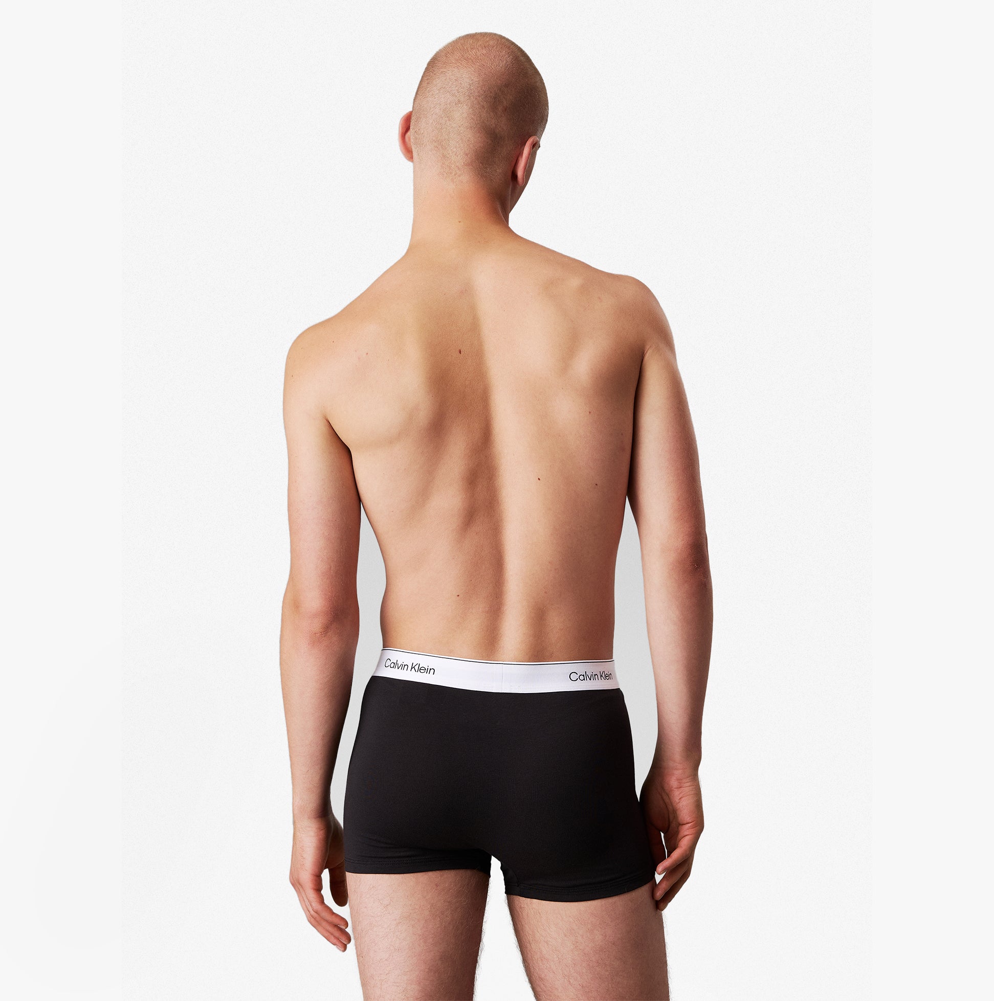CalvinKlein-[LV00NB4286W8O]-Bell-4.jpg