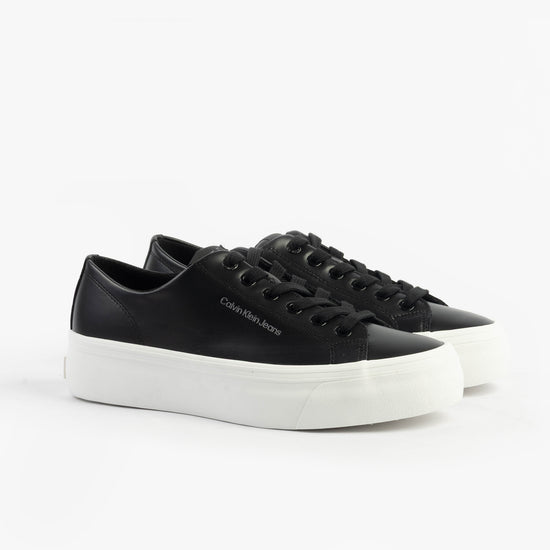 CalvinKlein-[YW0YW017710GM]-Black-BrightWhite-2.jpg