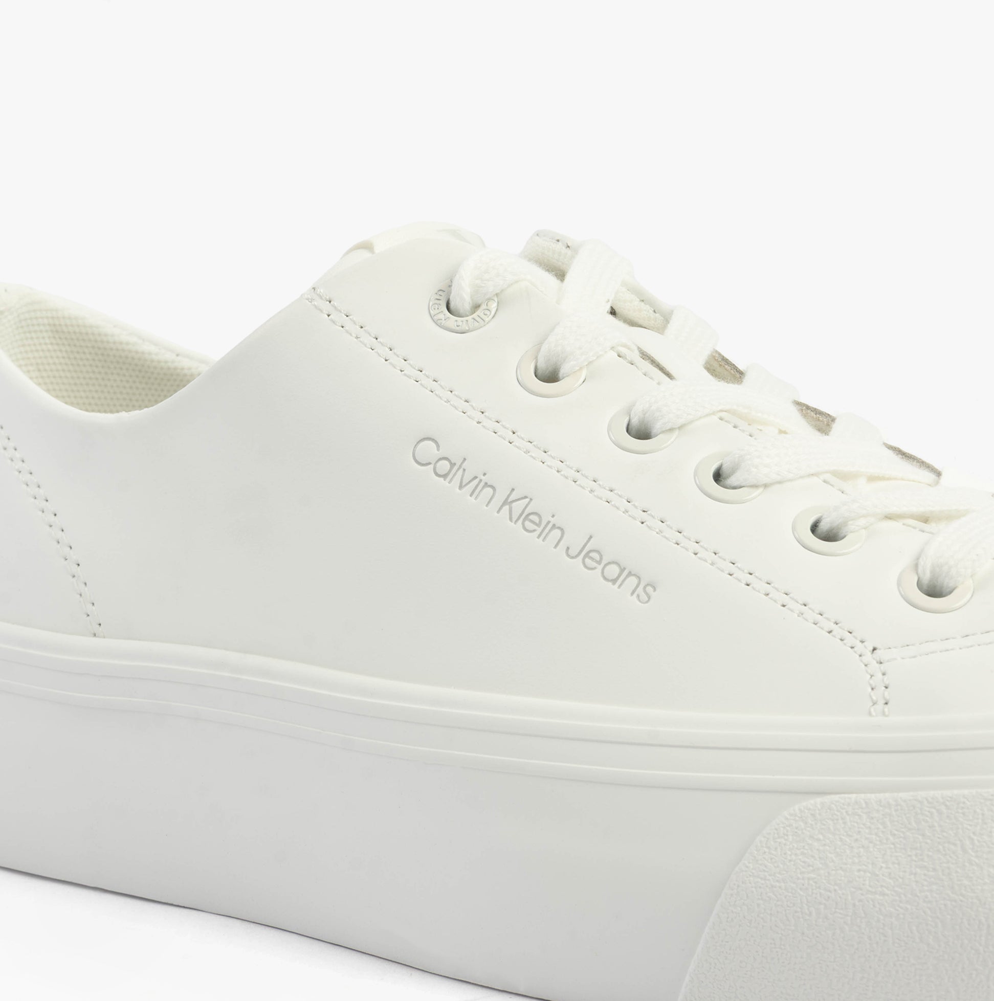 CalvinKlein-[YW0YW017710K4]-TripleBrightWhite-6.jpg