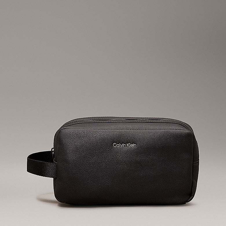 Calvin Klein WARMTH WASHBAG Mens Black