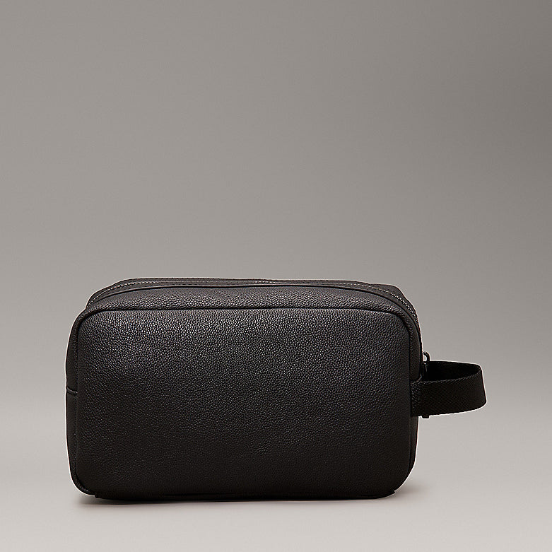 Calvin Klein WARMTH WASHBAG Mens Black