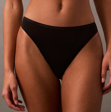 Calvin Klein THONG Womens Perfect Fit Black