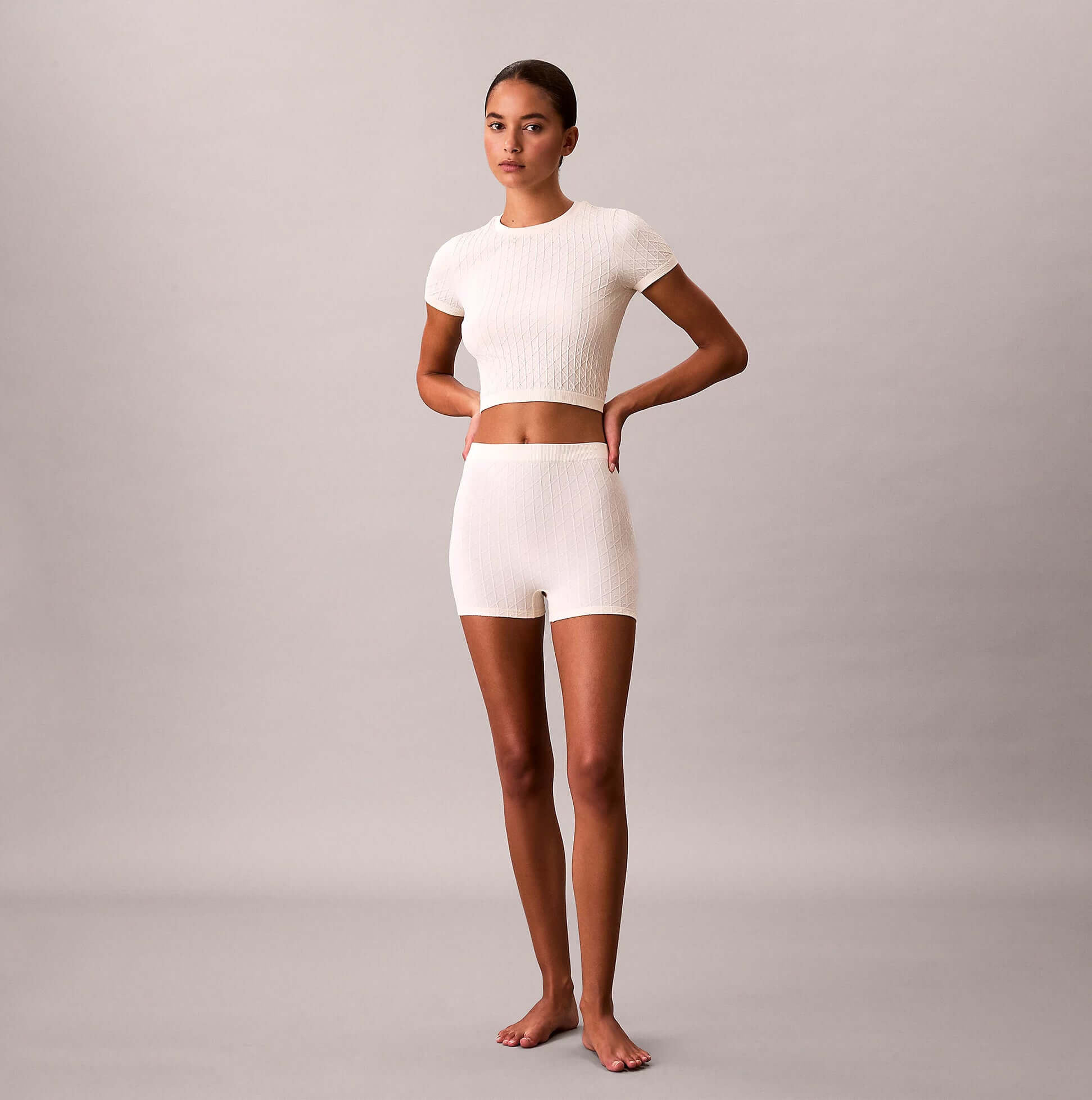 Calvin Klein SEAMLESS SHORTIE Womens Shorts Ivory