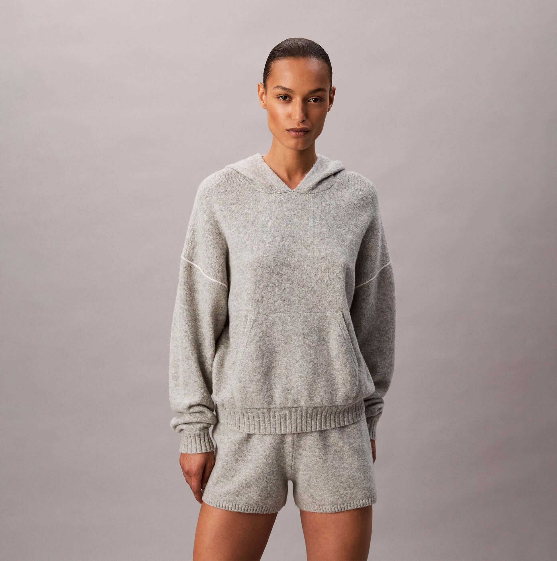Calvin Klein PLUSH HOODIE. Womens Hoodies Grey Heather