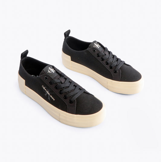 BOLD VULCANISED Womens Trainers Black/Creamy White