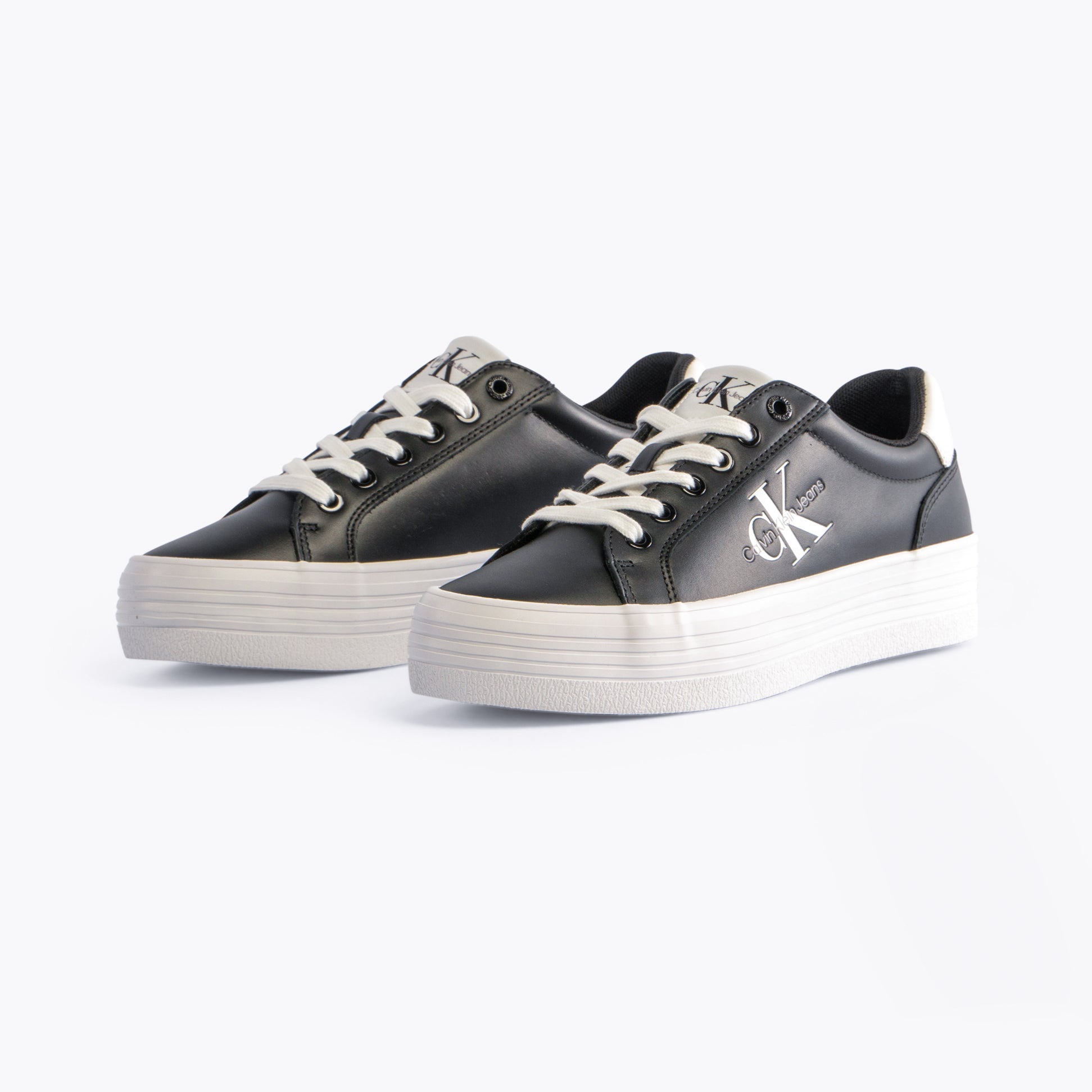 Calvin Klein FLATFORM LACEUP Womens Trainers Black/Bright White