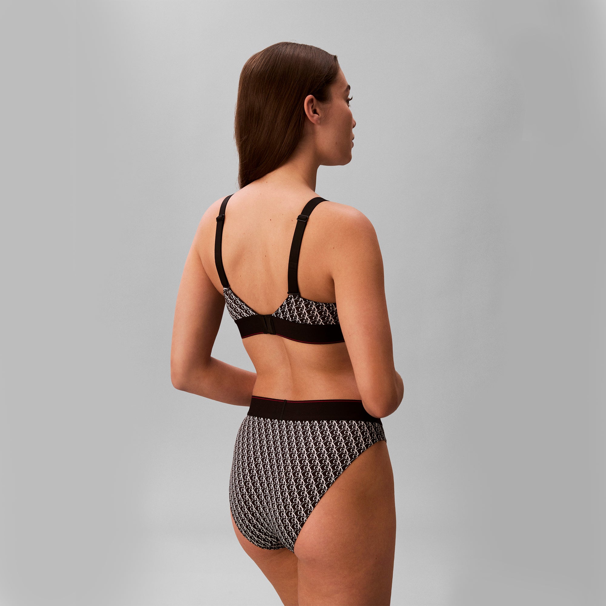 Calvin Klein LIGHTLY LINED BRALETTE Womens Bralette Black