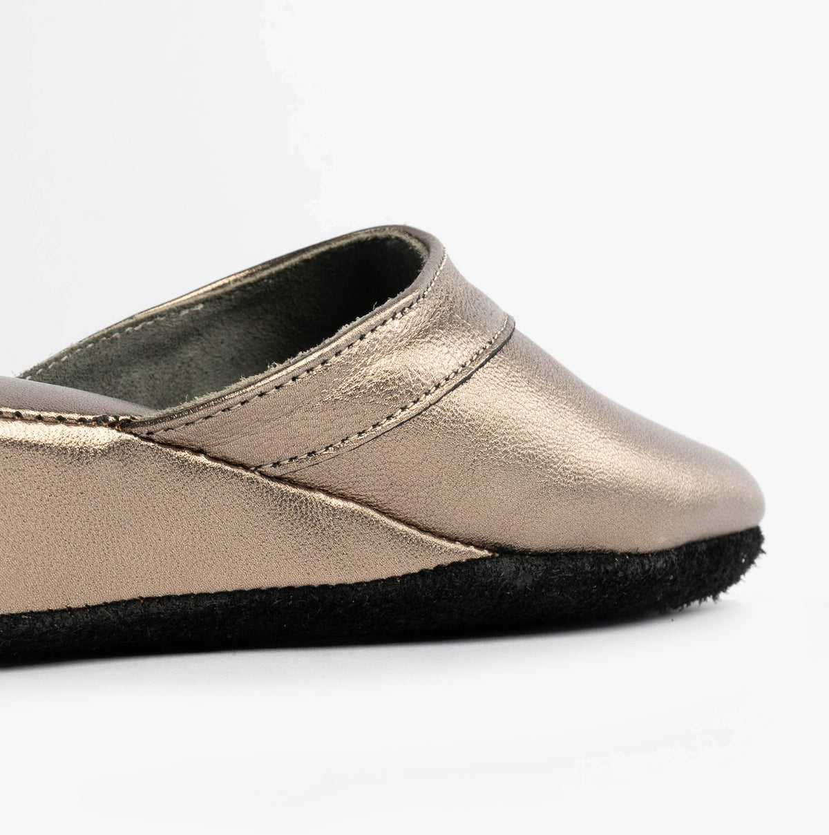 Chaleur FLORENCE Womens Mules Slippers in Gold, back heel view showing curved heel shape and metallic sheen