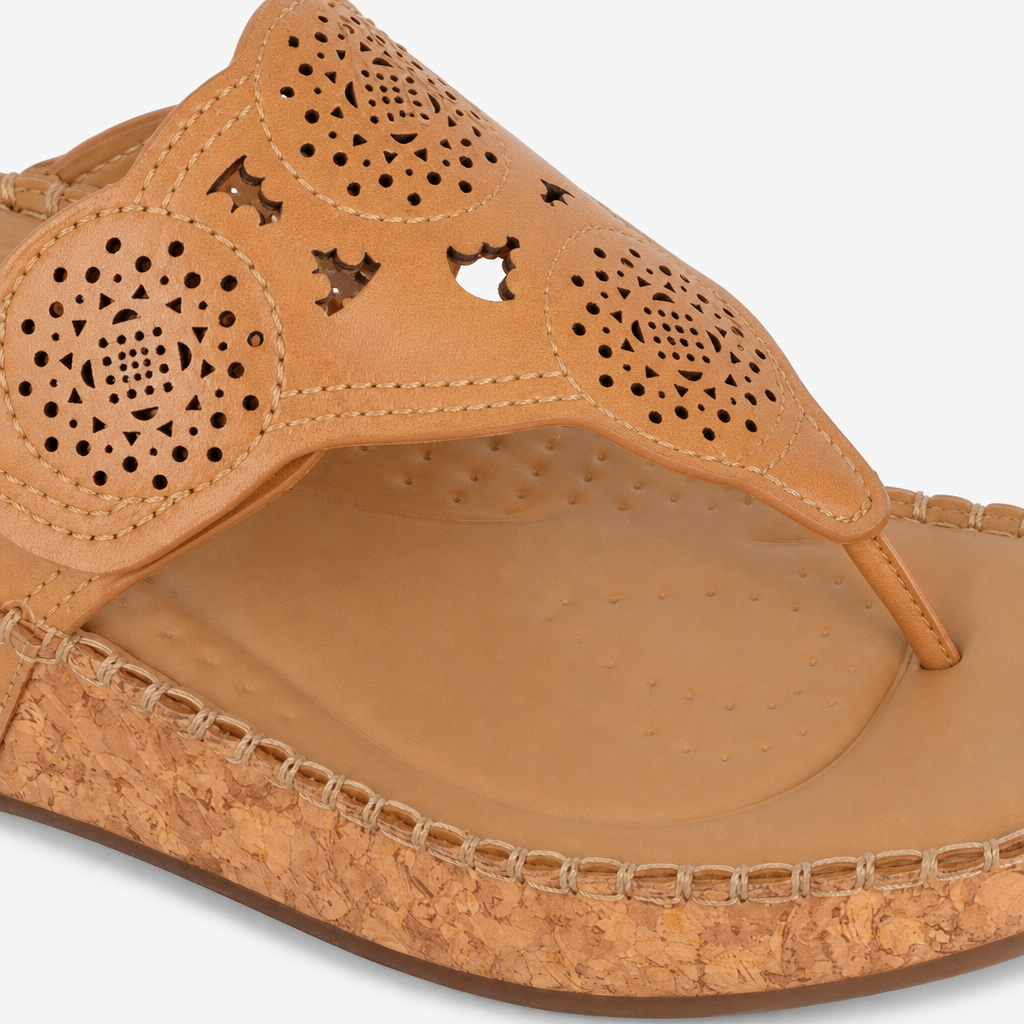 Cipriata CORINA Womens Toe-Post Sandals Light Tan