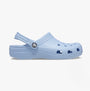 Crocs 10001-4NS CLASSIC Womens Clogs Blue Calcite side view, lightweight, breathable slip-on footwear, perfect for comfort.