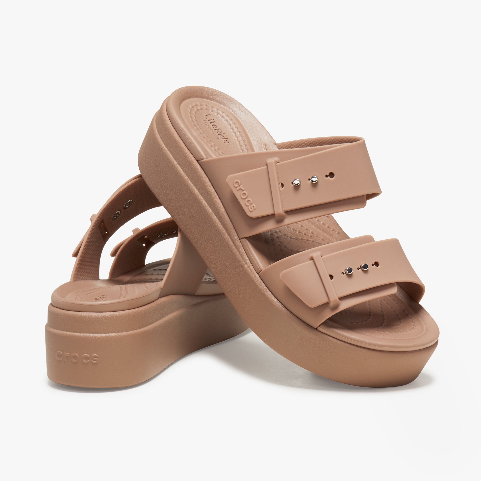 Crocs 207431-2Q9 BROOKLYN BUCKLE LOW WEDGE Womens Sandals Latte
