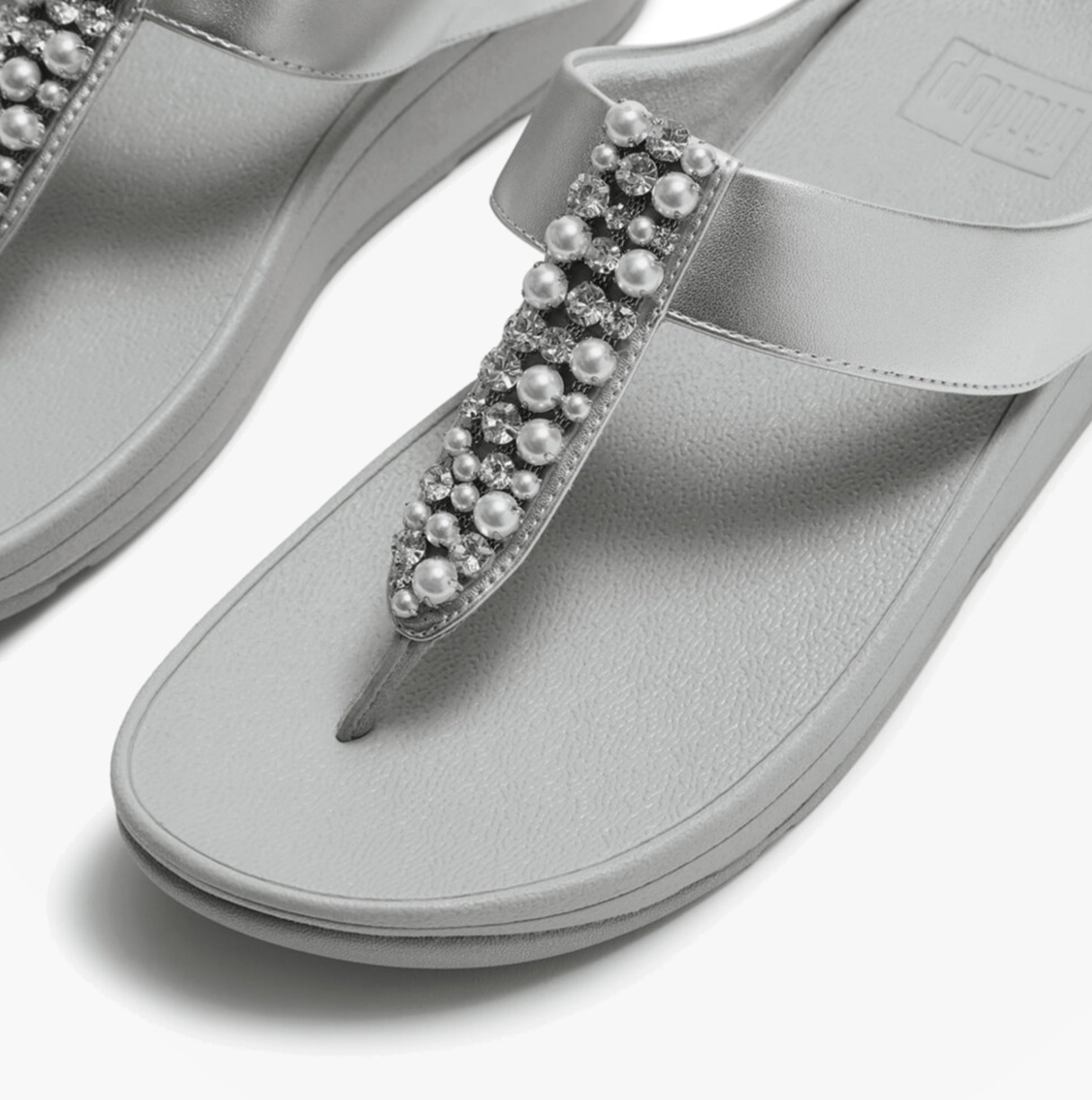 FitFlop FINO PEARLS AND CRYSTAL Womens Toe-Post Sandals Silver
