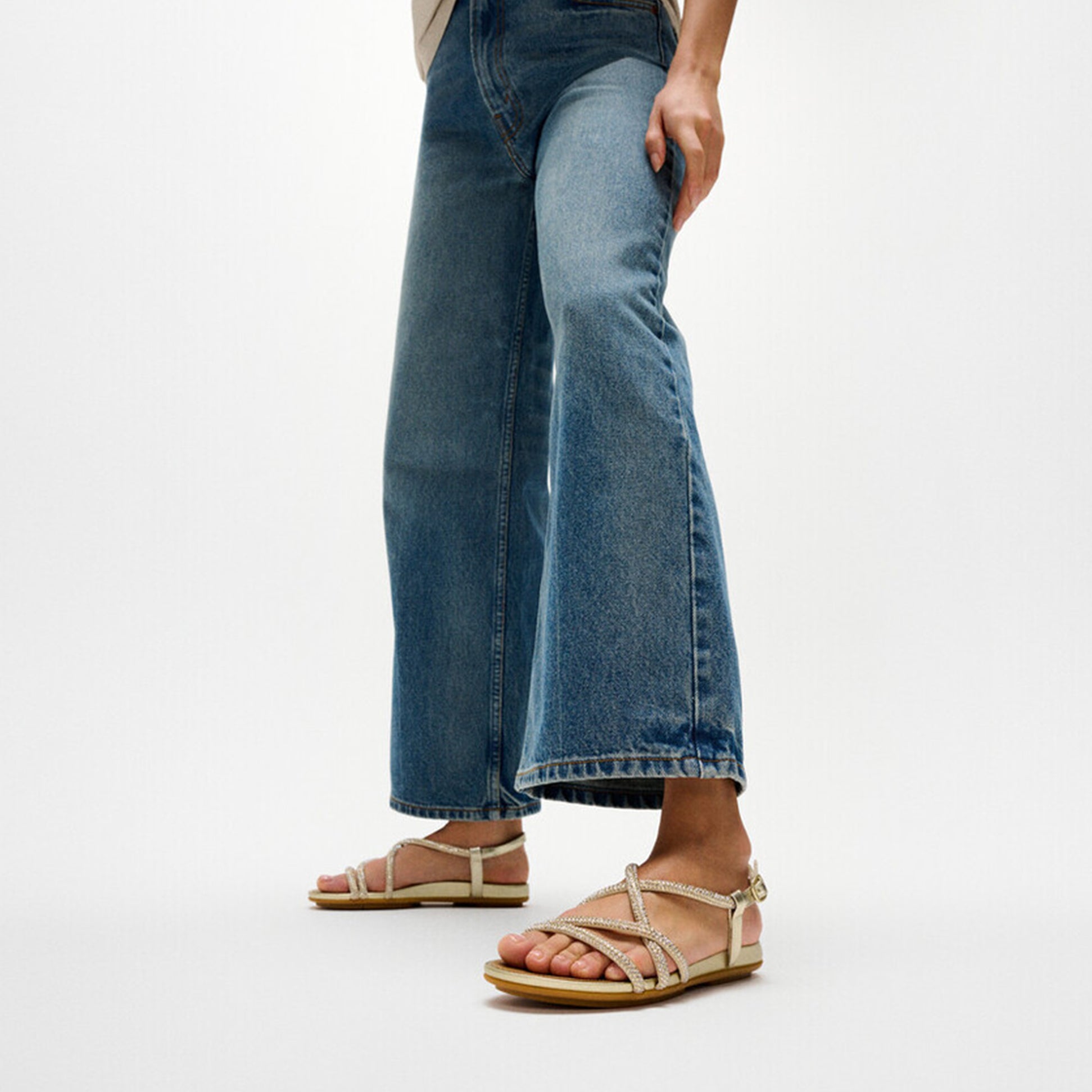 FitFlop GRACIE CRYSTAL Womens Cross Strap Sandals Platino