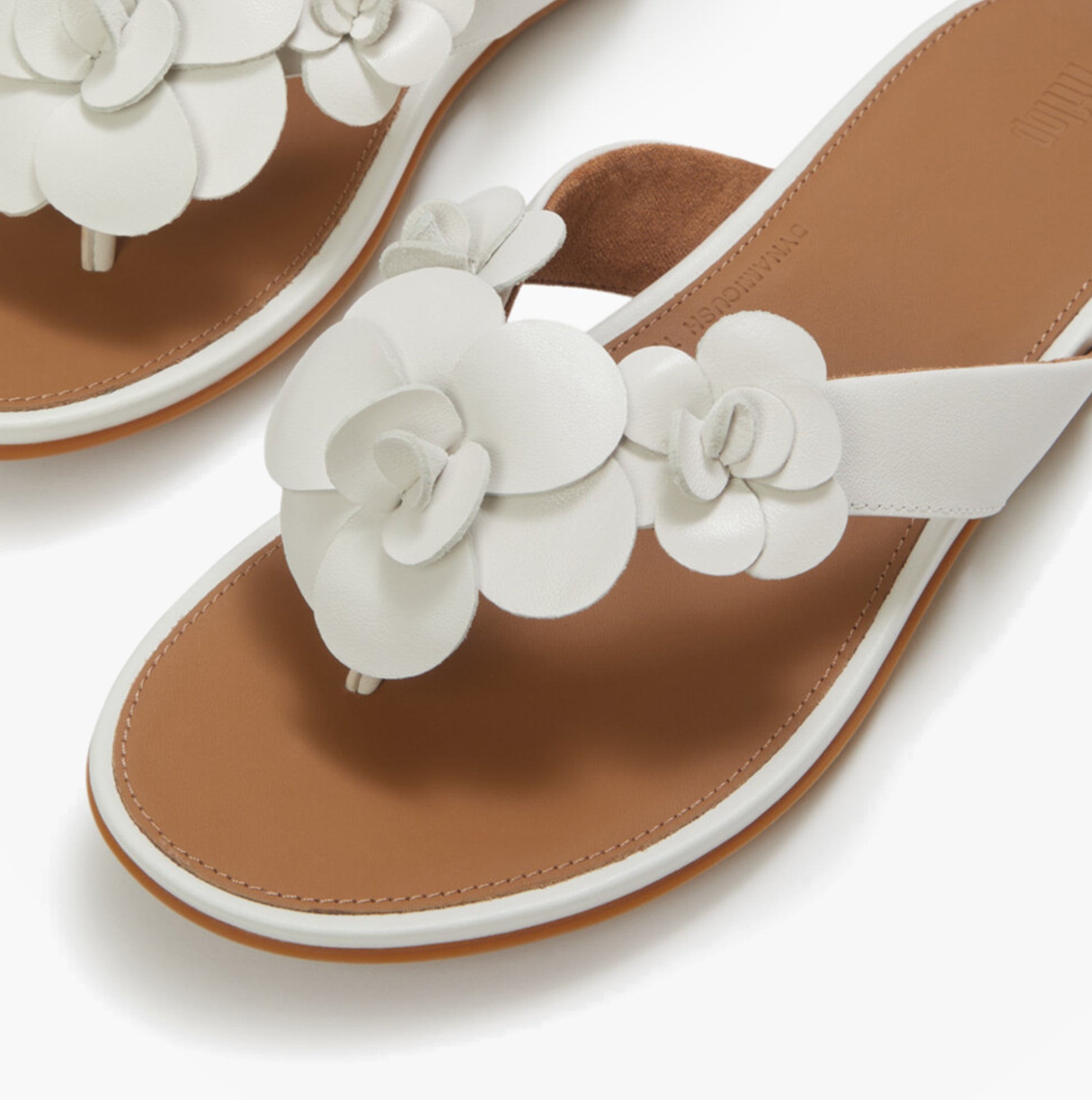 FitFlop GRACIE FLOWER Womens Toe-Post Sandals Urban White