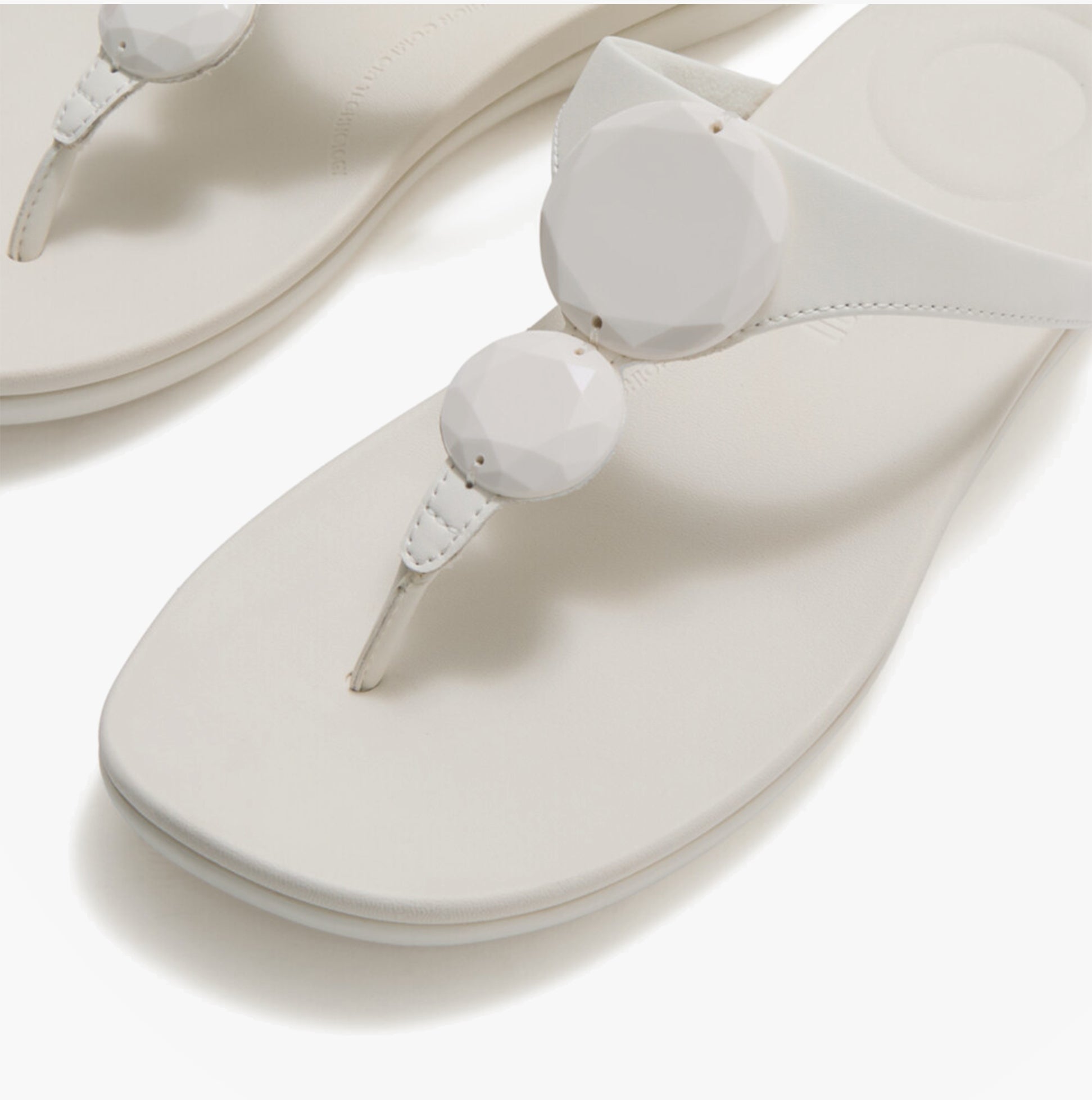 FitFlop SOLAY GLOSSY Womens Flip-flops Cream