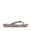IQUSHION OMBRE SPARKLE Womens Flip Flops On Taupe/Pewter